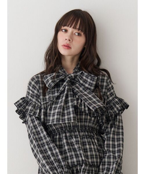 jouetie（ジュエティ）の「リボンタイフリルショルダーミニワンピース（ワンピース・レディース・レッド/ブラック・MEDIUM）」の9枚目の写真