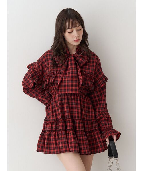 jouetie（ジュエティ）の「リボンタイフリルショルダーミニワンピース（ワンピース・レディース・レッド/ブラック・MEDIUM）」の5枚目の写真