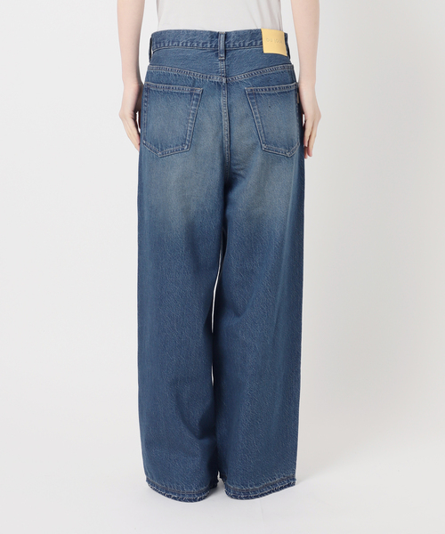 B.C STOCK(ベーセーストック)の「ウォッシャブル / DU JOUR / デュ ジュール PEG TUCK JEAN(デニムパンツ・レディース・ブルー系その他/サックスブルー・36/34/38)」の8枚目の写真