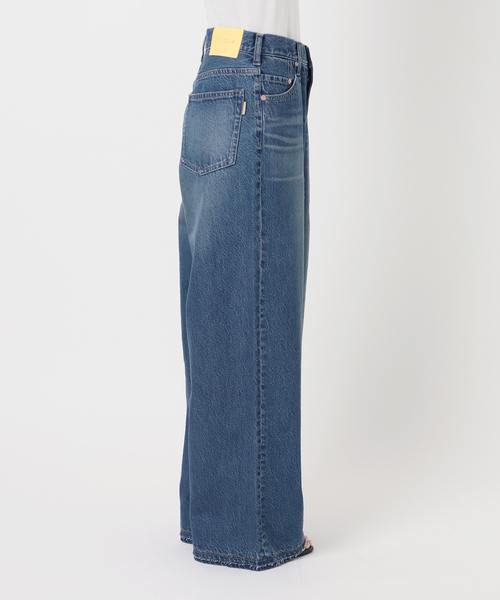 B.C STOCK(ベーセーストック)の「ウォッシャブル / DU JOUR / デュ ジュール PEG TUCK JEAN(デニムパンツ・レディース・ブルー系その他/サックスブルー・36/34/38)」の9枚目の写真
