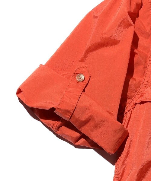 BEAMS PLUS(ビームスプラス)の「Adventure Shirt Ⅳ NYCO Rip stop Pigment Dye(シャツ/ブラウス・メンズ・ブルー/グリーン/イエロー/オレンジ・LARGE/MEDIUM/SMALL/X-LARGE)」の12枚目の写真