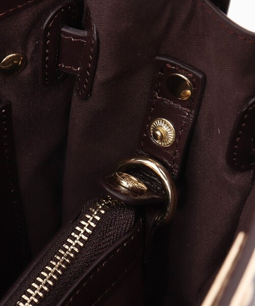 NOLLEY’S(ノーリーズ)の「HINERI ソフトレザーバッグM(トートバッグ・レディース・ベージュ/ダークブラウン/チャコールグレー・FREE)」の19枚目の写真