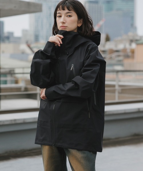 DESCENTE ALLTERRAIN（デサント　オルテライン）の「DESCENTE ALLTERRAIN/デサントオルテライン GORE-TEX 3L SHELL JACKET ZENCHIKEI ゴアテックスシェルジャケット 2026年春夏（マウンテンパーカー・メンズ・ブラック・S/M/L）」の4枚目の写真