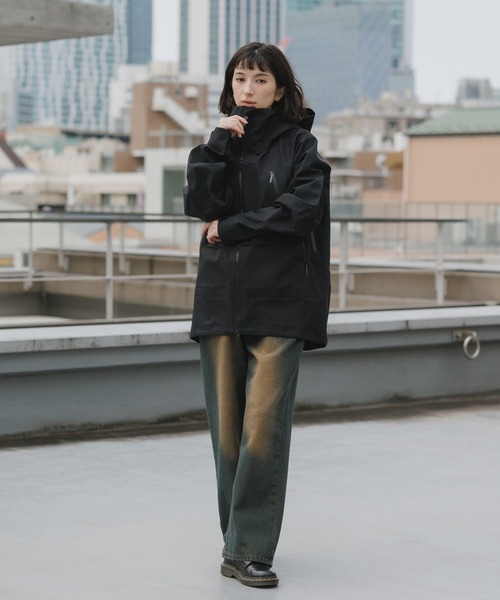 DESCENTE ALLTERRAIN（デサント　オルテライン）の「DESCENTE ALLTERRAIN/デサントオルテライン GORE-TEX 3L SHELL JACKET ZENCHIKEI ゴアテックスシェルジャケット 2026年春夏（マウンテンパーカー・メンズ・ブラック・S/M/L）」の7枚目の写真