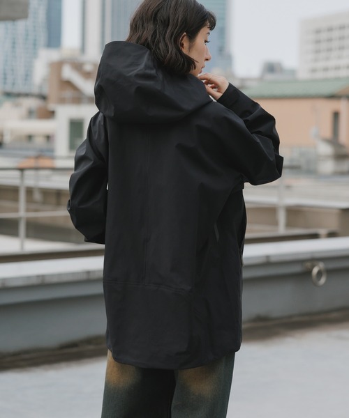 DESCENTE ALLTERRAIN（デサント　オルテライン）の「DESCENTE ALLTERRAIN/デサントオルテライン GORE-TEX 3L SHELL JACKET ZENCHIKEI ゴアテックスシェルジャケット 2026年春夏（マウンテンパーカー・メンズ・ブラック・S/M/L）」の5枚目の写真