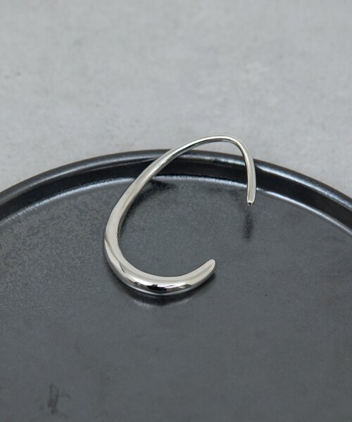 GALLARDAGALANTE（ガリャルダガランテ）の「カーブバングル（バングル/リストバンド・レディース・ゴールド/シルバー・FREE）」の2枚目の写真