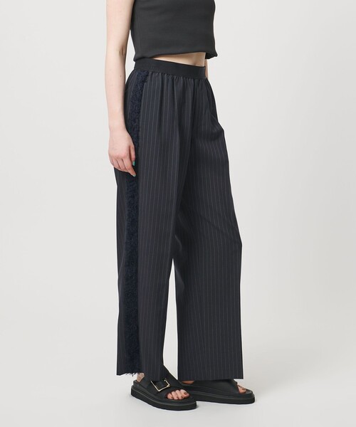 ASTRAET(アストラット)の「<ASTRAET>ストライプxカットジャガード ソクショウ パンツ(その他パンツ・レディース・ベージュ/ネイビー・00/1/0)」の10枚目の写真