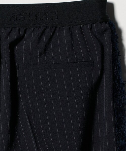 ASTRAET(アストラット)の「<ASTRAET>ストライプxカットジャガード ソクショウ パンツ(その他パンツ・レディース・ベージュ/ネイビー・00/1/0)」の18枚目の写真
