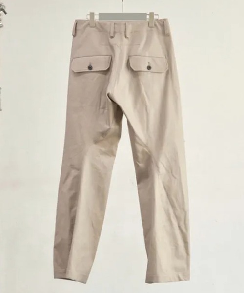 NVRFRGT（ネヴァーフォーゲット）の「【NVRFRGT】2TUCKED TWISTED TROUSERS（デニムパンツ・メンズ・ダークブルー/ベージュ・1/2/3）」の6枚目の写真