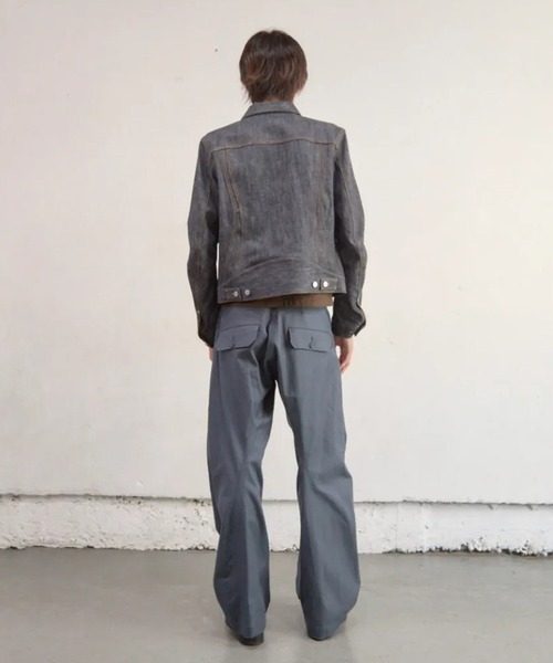 NVRFRGT（ネヴァーフォーゲット）の「【NVRFRGT】2TUCKED TWISTED TROUSERS（デニムパンツ・メンズ・ダークブルー/ベージュ・1/2/3）」の9枚目の写真