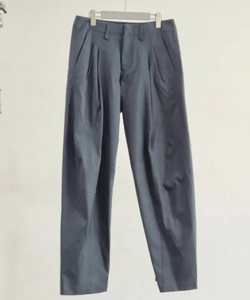 NVRFRGT（ネヴァーフォーゲット）の「【NVRFRGT】2TUCKED TWISTED TROUSERS（デニムパンツ・メンズ・ダークブルー/ベージュ・1/2/3）」の10枚目の写真