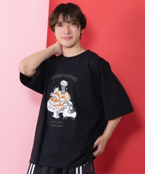 ScoLar Parity（スカラーパリティ）の「361110：桜咲千依さんコラボ第5弾 ちょこにゃんず パンケーキTシャツ（Tシャツ/カットソー・レディース・オフホワイト/ブラック/サックスブルー・M）」の3枚目の写真