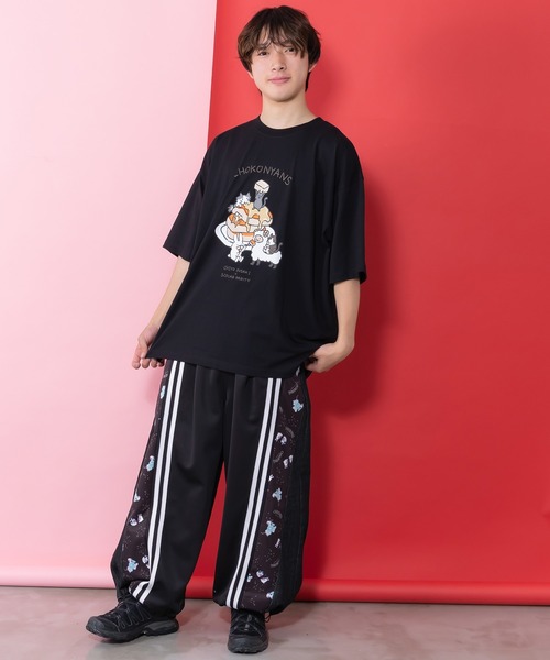 ScoLar Parity（スカラーパリティ）の「361110：桜咲千依さんコラボ第5弾 ちょこにゃんず パンケーキTシャツ（Tシャツ/カットソー・レディース・オフホワイト/ブラック/サックスブルー・M）」の11枚目の写真