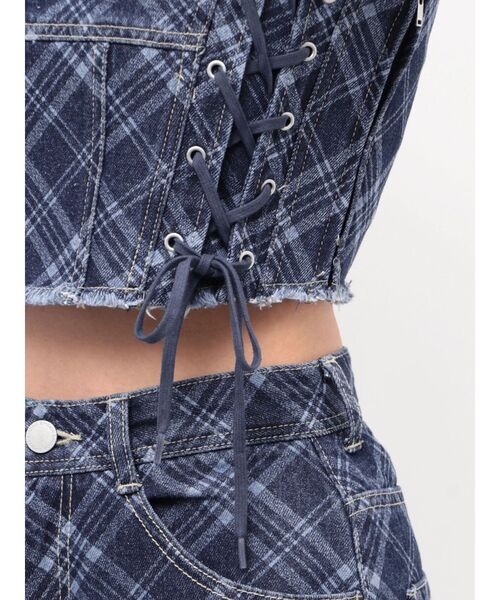 EMODA(エモダ)の「サイドレースアップデニムビスチェ(タンクトップ・レディース・ライトブルー/インディゴブルー/ブラウン・FREE)」の5枚目の写真