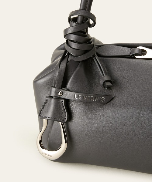 LE VERNIS(ル・ベルニ)の「LE VERNIS(ル・ベルニ)Marshmallow boston bag(ボストンバッグ・レディース・ブルー/アイボリー/チャコール・FREE)」の6枚目の写真