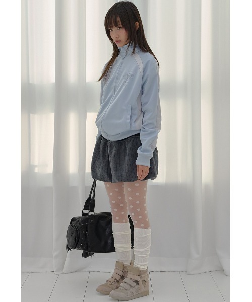 FANCY CLUB(ファンシークラブ)の「A'GEM/9 × .kom 『FANCY CLUB/ファンシークラブ』 FROSS GLOSSY TRACK TOP/フロス グロッシー トラックジャケット(その他アウター・レディース・アイボリー/カーキ/ライトブルー・FREE)」の5枚目の写真