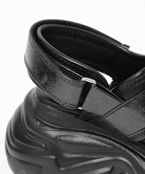 PAGEBOY（ページボーイ）の「≪S/M/Lの3サイズ展開≫ モードバックルスポサン（サンダル・レディース・ブラック系その他/ブラック/グレー系その他・SMALL/MEDIUM/LARGE）」の15枚目の写真