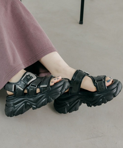 PAGEBOY（ページボーイ）の「≪S/M/Lの3サイズ展開≫ モードバックルスポサン（サンダル・レディース・ブラック系その他/ブラック/グレー系その他・SMALL/MEDIUM/LARGE）」の7枚目の写真