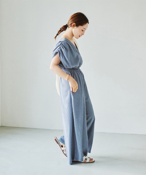 KOBE LETTUCE（コウベレタス）の「[ 田中亜希子さんコラボ ] 選べるサイズ深Vネックオールインワン（つなぎ/オールインワン・レディース・モカ/ブラック/ブルー・PM/M）」の16枚目の写真