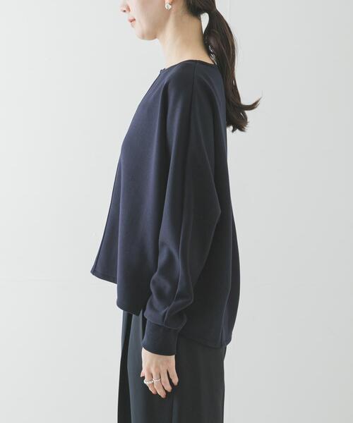 URBAN RESEARCH（アーバンリサーチ）の「ダンボールドルマントップス（スウェット・レディース・ネイビー/オフホワイト・FREE）」の18枚目の写真