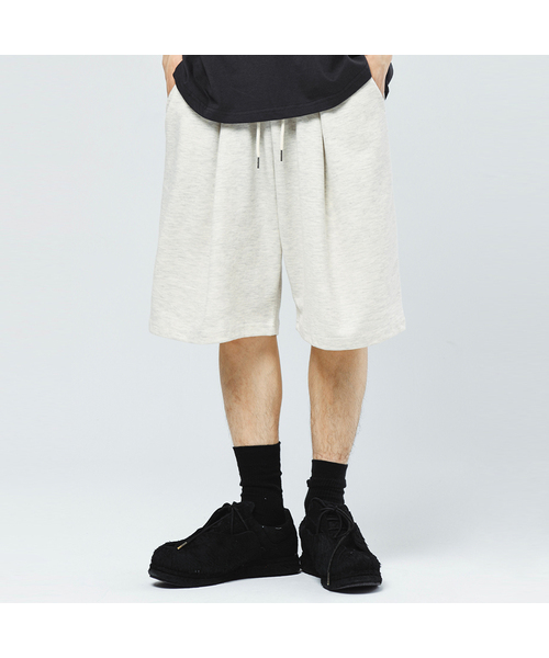 S'EST（エスイーエスティー）の「バミューダワイドフィットワンタックトレーニングショートパンツ - オートミール（その他パンツ・メンズ・その他/オートミール・LARGE/MEDIUM/X-LARGE）」の2枚目の写真