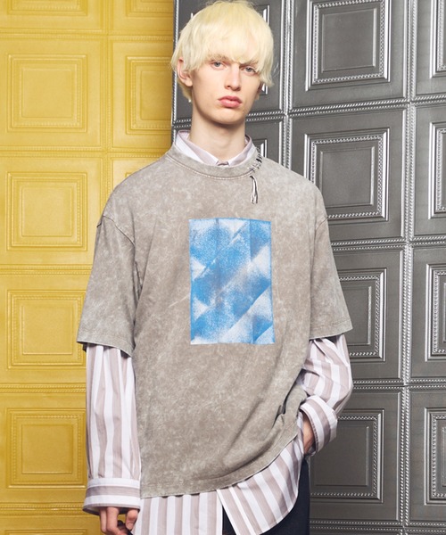 MAISON SPECIAL(メゾンスペシャル)の「《UNISEX》Fade Abstract Hand-Printed Prime-Over Stitched Crew Neck T-shirt/フェードアブストラクトハンドプリントプライムオーバーステッチクルーネックTシャツ【MAISON SPECIAL/メゾンスペシャル】(Tシャツ/カットソー・メンズ・その他1/グレー/チャコールグレー・0/1/2)」の3枚目の写真