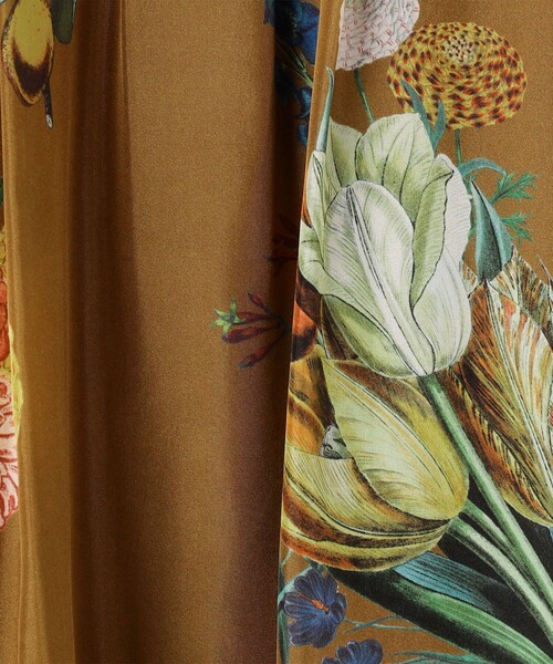 caban（キャバン）の「シルク BOUQUETプリント フレアスカート（スカート・レディース・ブラック系その他/ホワイト系その他/カーキ/ブラウン系その他/ライトブルー・S/XS）」の12枚目の写真