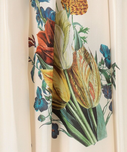 caban（キャバン）の「シルク BOUQUETプリント フレアスカート（スカート・レディース・ブラック系その他/ホワイト系その他/カーキ/ブラウン系その他/ライトブルー・S/XS）」の13枚目の写真