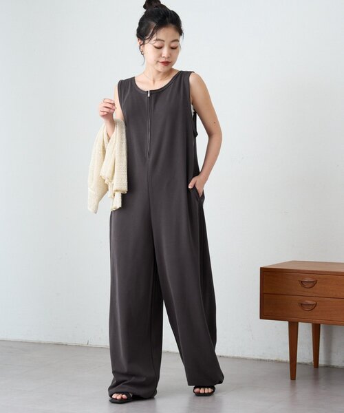 CIAOPANIC TYPY（チャオパニックティピー）の「フロントZIP裾ドロストオールインワン（つなぎ/オールインワン・レディース・ブラック/チャコールグレー/ベージュ・LARGE/MEDIUM/SMALL）」の2枚目の写真