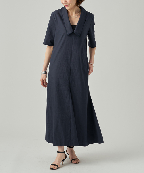 VERMEIL par iena（ヴェルメイユパーイエナ）の「Cotton Linen Flare Dress（ワンピース・レディース・ネイビー/ホワイト・38/36）」の2枚目の写真