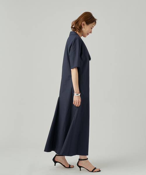 VERMEIL par iena（ヴェルメイユパーイエナ）の「Cotton Linen Flare Dress（ワンピース・レディース・ネイビー/ホワイト・38/36）」の4枚目の写真