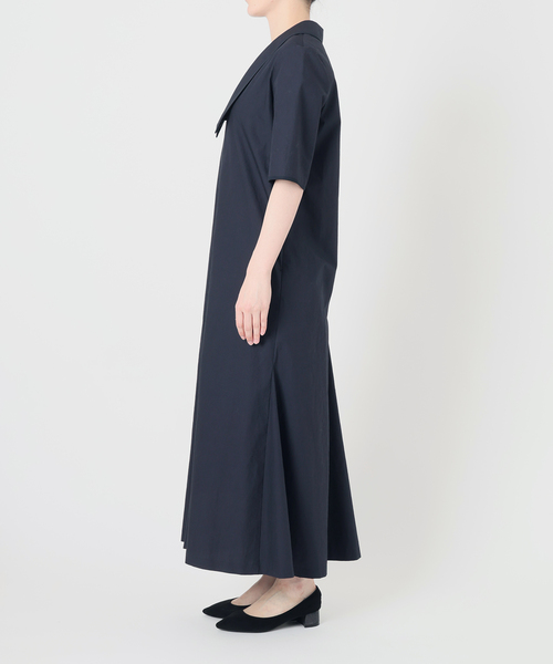 VERMEIL par iena（ヴェルメイユパーイエナ）の「Cotton Linen Flare Dress（ワンピース・レディース・ネイビー/ホワイト・38/36）」の13枚目の写真
