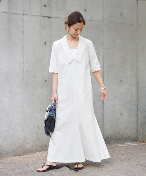 VERMEIL par iena(ヴェルメイユパーイエナ)の「Cotton Linen Flare Dress(ワンピース・レディース・ネイビー/ホワイト・38/36)」の11枚目の写真