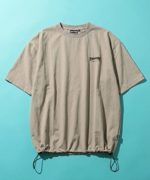 THRASHER（スラッシャー）の「2026SS THRASHER/スラッシャー ナイロンストレッチ ワンポイント刺繍 ドローコード オーバーサイズ 半袖Tシャツ メンズ レディース（Tシャツ/カットソー・メンズ・ブラック/グレイッシュベージュ/ブラウン・LL/L/M）」の3枚目の写真