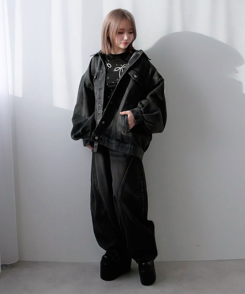 Diable baiser(ディアブルベーゼ)の「グランジ系ワイドバギーバルーンバレルデニムパンツ(デニムパンツ・レディース・ブラック・MEDIUM/LARGE/LL)」の4枚目の写真