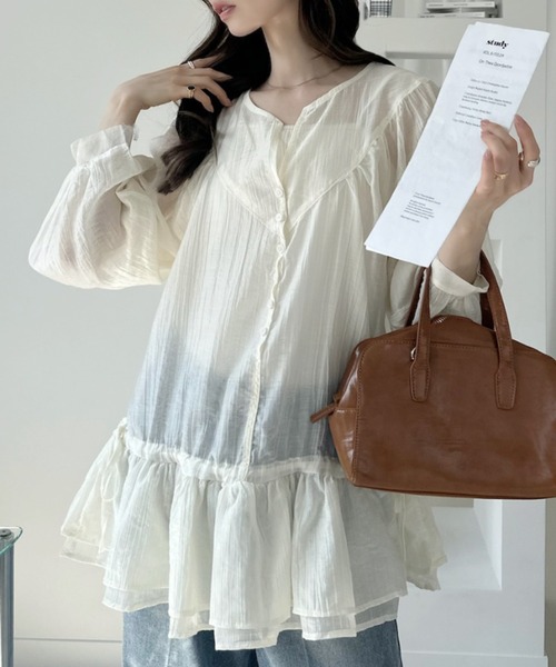 Ada.（エイダ）の「シアーVネックボタン付き 裾フリル 長袖ブラウス（ワンピース・レディース・アイボリー/ブラック・FREE）」の9枚目の写真