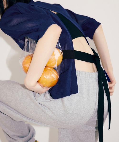 ADAM ET ROPE'(アダムエロペ)の「【WEB限定】バックスリットベルテッドカーディガン(カーディガン/ボレロ・レディース・ブラック/サックスブルー/ブルー系その他・FREE)」の1枚目の写真