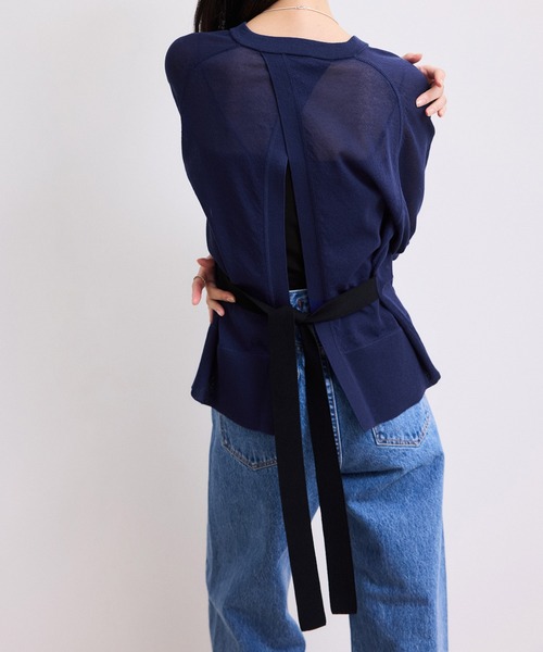 ADAM ET ROPE'(アダムエロペ)の「【WEB限定】バックスリットベルテッドカーディガン(カーディガン/ボレロ・レディース・ブラック/サックスブルー/ブルー系その他・FREE)」の15枚目の写真