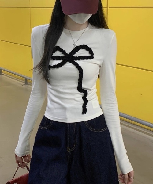 Alvia(アルビア)の「フリルリボンデザイン リブ長袖トップス(Tシャツ/カットソー・レディース・ブラック/アイボリー・M)」の10枚目の写真