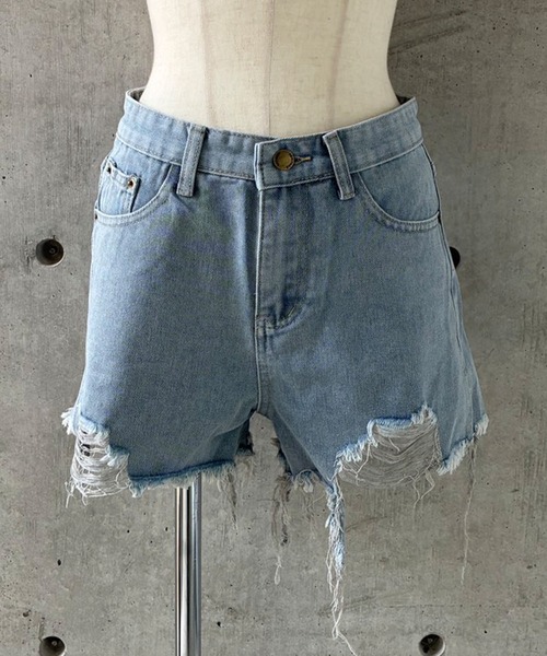 meJane(ミージェーン)の「カットオフ ダメージデニム ショートパンツ(デニムパンツ・レディース・ブルー・L/M/S)」の5枚目の写真