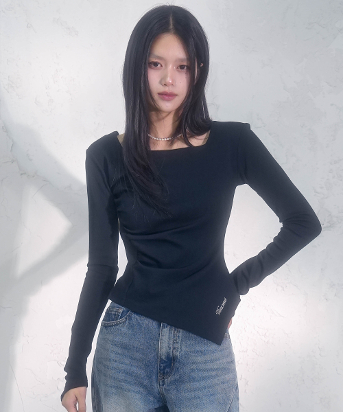 Vivacious(ビバシャス)の「アヒエルシャーリングロングスリーブ_2カラーズ(Tシャツ/カットソー・レディース・ブラック/アイボリー・SMALL/MEDIUM)」の3枚目の写真