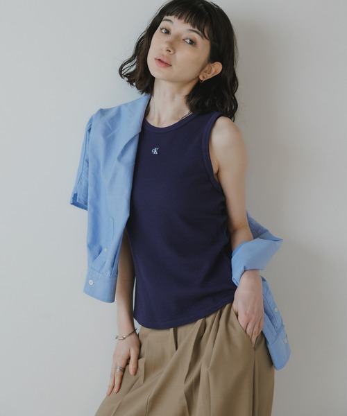 Calvin Klein(カルバン・クライン)の「Calvin Klein/カルバンクライン SL MONOGRAM PATCH WAFFLE RACER TANK 2026年 夏 夏服(タンクトップ・レディース・ネイビー/アイボリー・XS/S/M)」の14枚目の写真