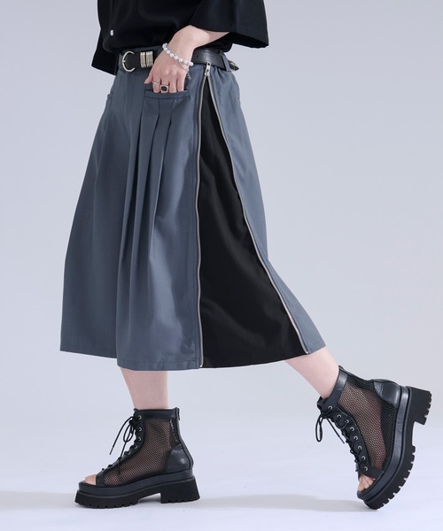 Ellno Loset（エルノロゼット）の「サイドジップバイカラーハーフパンツ（その他パンツ・メンズ・ブラック/ブルーグレー・LARGE/MEDIUM/SMALL）」の2枚目の写真