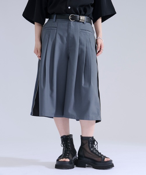 Ellno Loset（エルノロゼット）の「サイドジップバイカラーハーフパンツ（その他パンツ・メンズ・ブラック/ブルーグレー・LARGE/MEDIUM/SMALL）」の13枚目の写真