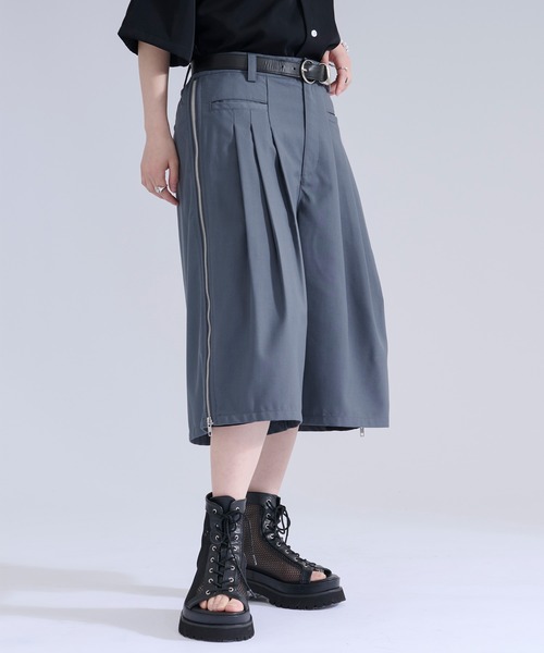 Ellno Loset（エルノロゼット）の「サイドジップバイカラーハーフパンツ（その他パンツ・メンズ・ブラック/ブルーグレー・LARGE/MEDIUM/SMALL）」の12枚目の写真