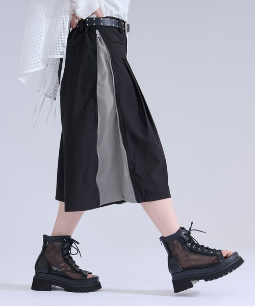 Ellno Loset（エルノロゼット）の「サイドジップバイカラーハーフパンツ（その他パンツ・メンズ・ブラック/ブルーグレー・LARGE/MEDIUM/SMALL）」の19枚目の写真