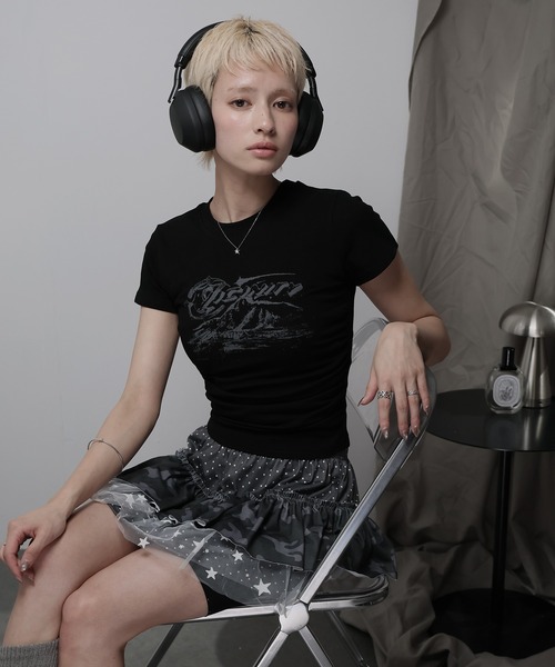 Ulysses（ユリシス）の「サイドシャーリングロゴミニTシャツ（Tシャツ/カットソー・レディース・キャメル/ブラック・M/S）」の6枚目の写真