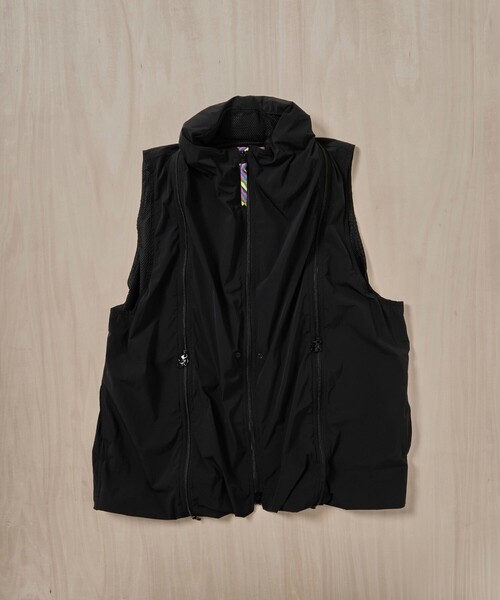 is-ness(イズネス)の「【is-ness/イズネス】Technical Ventilation Vest(ベスト・メンズ・ミント/カーキブラウン/ブラック・M)」の7枚目の写真