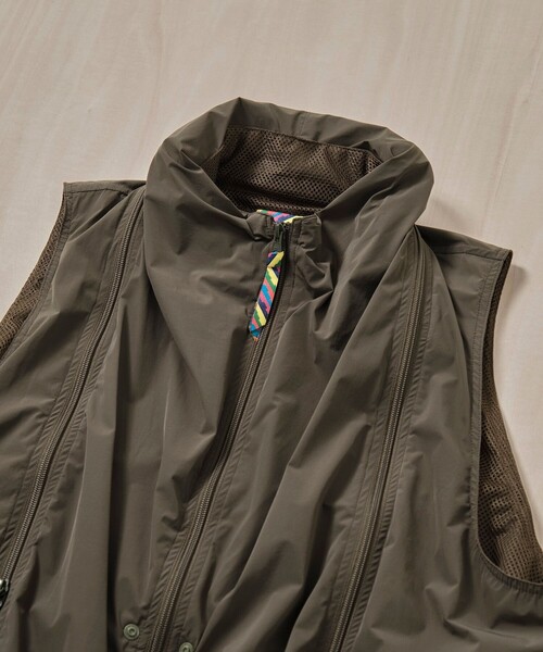 is-ness(イズネス)の「【is-ness/イズネス】Technical Ventilation Vest(ベスト・メンズ・ミント/カーキブラウン/ブラック・M)」の14枚目の写真