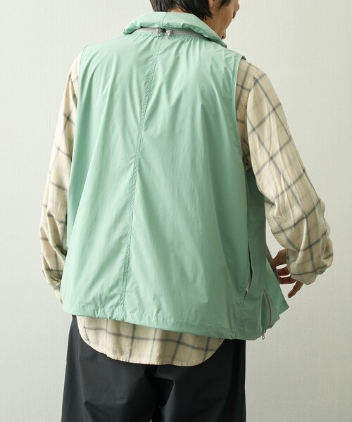 is-ness(イズネス)の「【is-ness/イズネス】Technical Ventilation Vest(ベスト・メンズ・ミント/カーキブラウン/ブラック・M)」の17枚目の写真